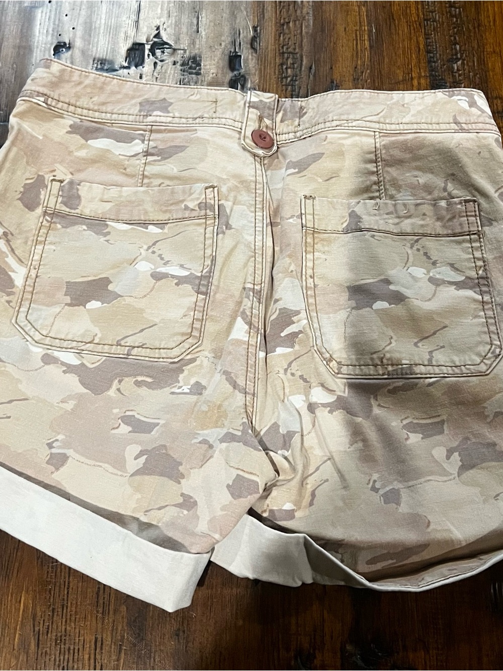 Anthropologie Beige Camo Utility Shorts - Picture 2 of 2